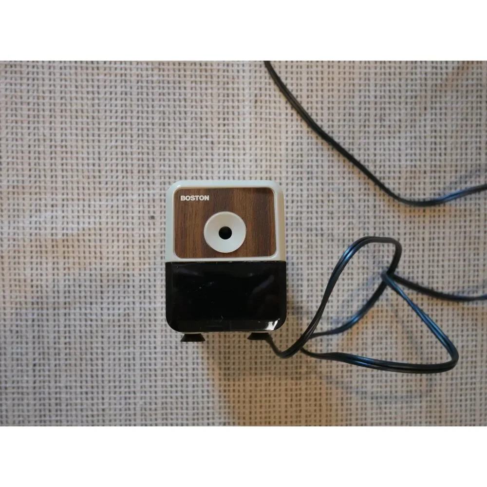 Vintage Boston Electric Pencil Sharpener Woodgrain Desktop School Office